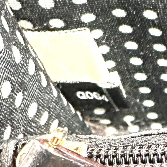 Kate Spade Silver Sparkly Leather Large Zip Around Wallet Clutch Purse Logo - Picture 7 of 9